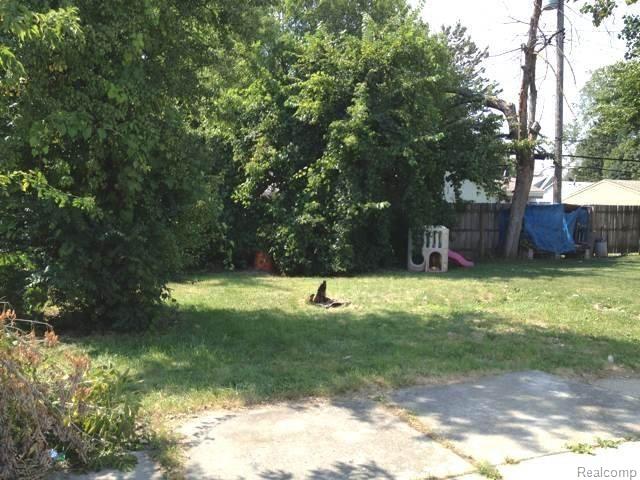 23191 Columbus Avenue Warren, MI 48089 - Photo 17 of 20 IMG_1854.jpg