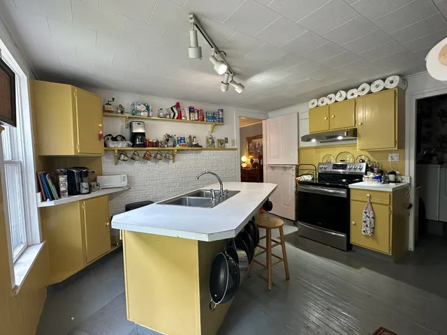 $425,000 | 25 Grove Street, Brandon, VT 05733