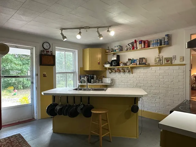 $425,000 | 25 Grove Street, Brandon, VT 05733