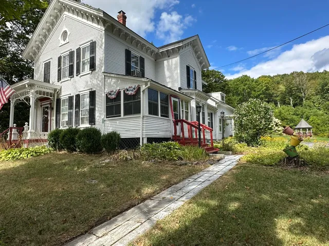 $425,000 | 25 Grove Street, Brandon, VT 05733