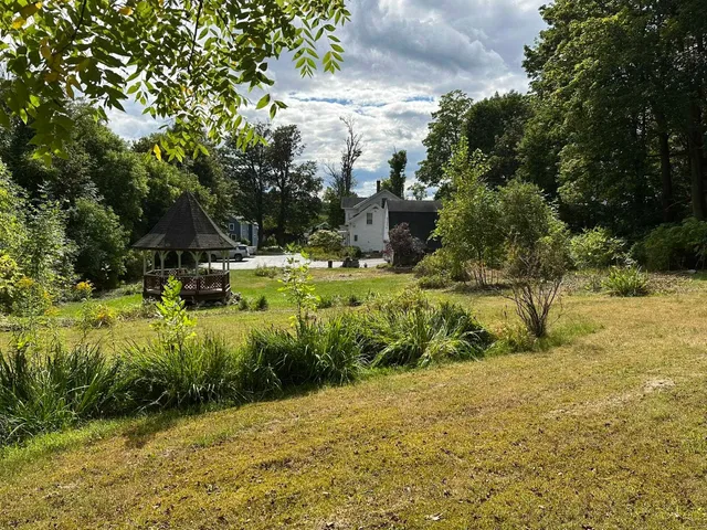 $425,000 | 25 Grove Street, Brandon, VT 05733