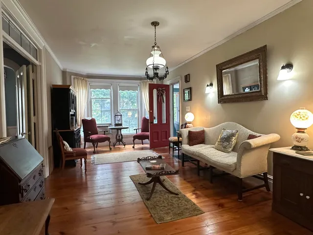 $425,000 | 25 Grove Street, Brandon, VT 05733