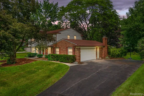 $3,600 | 4259 Wendell Road, West Bloomfield, MI 48323