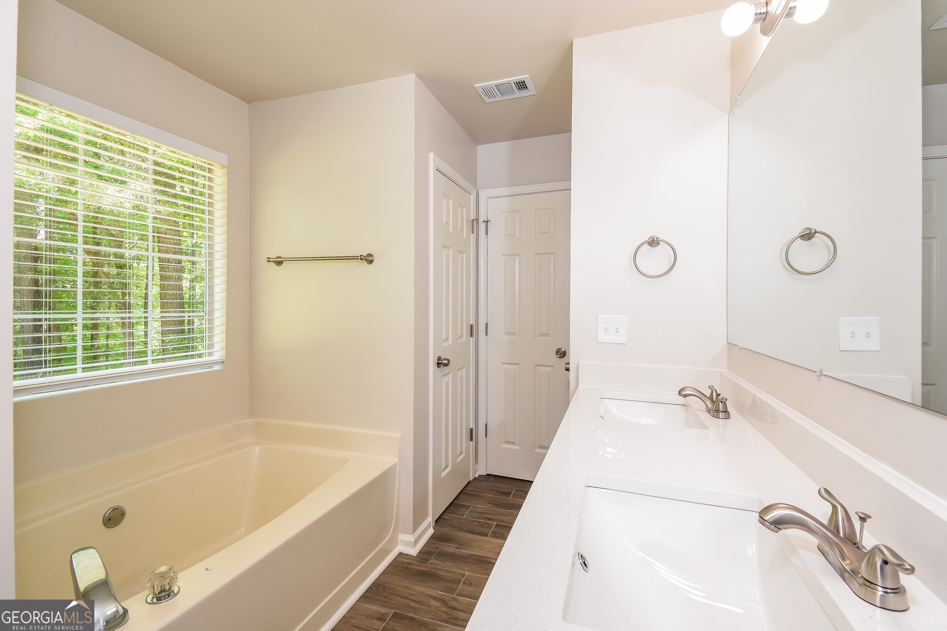 10311 Commons Crossing Jonesboro, GA 30238 - Photo 11 of 16