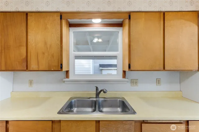 $334,900 | 2737 Louisiana Street, Longview, WA 98632