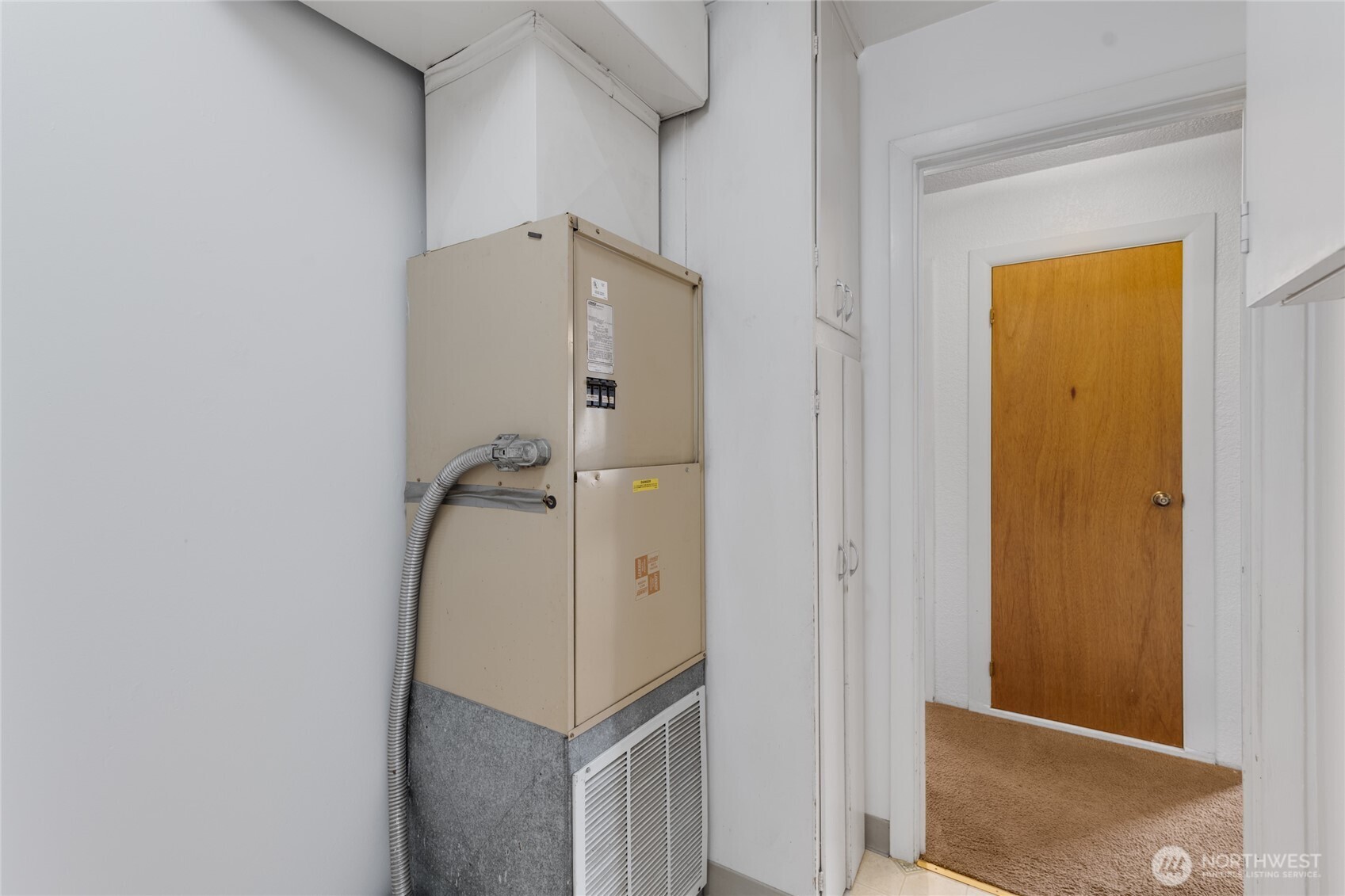 2737 Louisiana Street Longview, WA 98632 - Photo 16 of 34