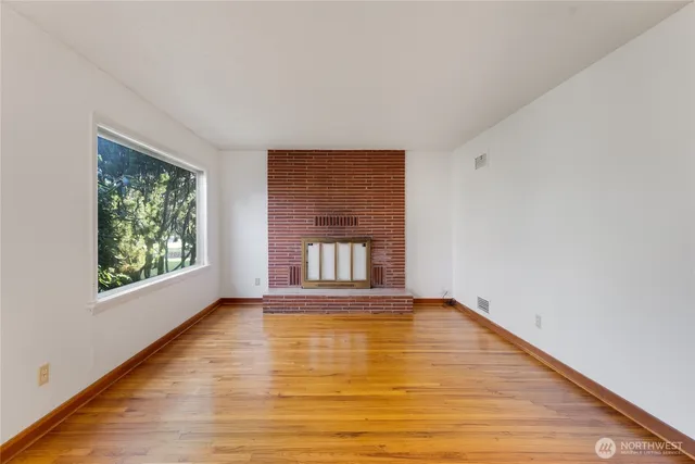 $334,900 | 2737 Louisiana Street, Longview, WA 98632