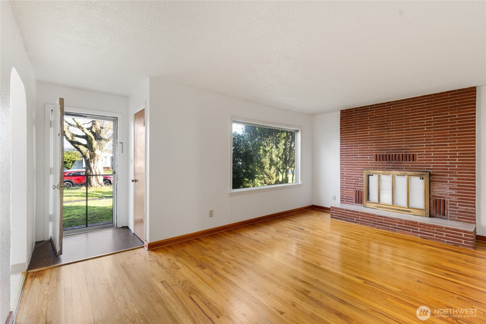 2737 Louisiana Street Longview, WA 98632 - Photo 6 of 34