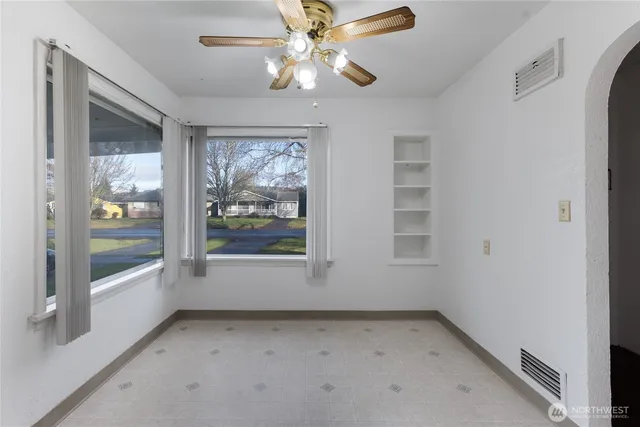 $334,900 | 2737 Louisiana Street, Longview, WA 98632