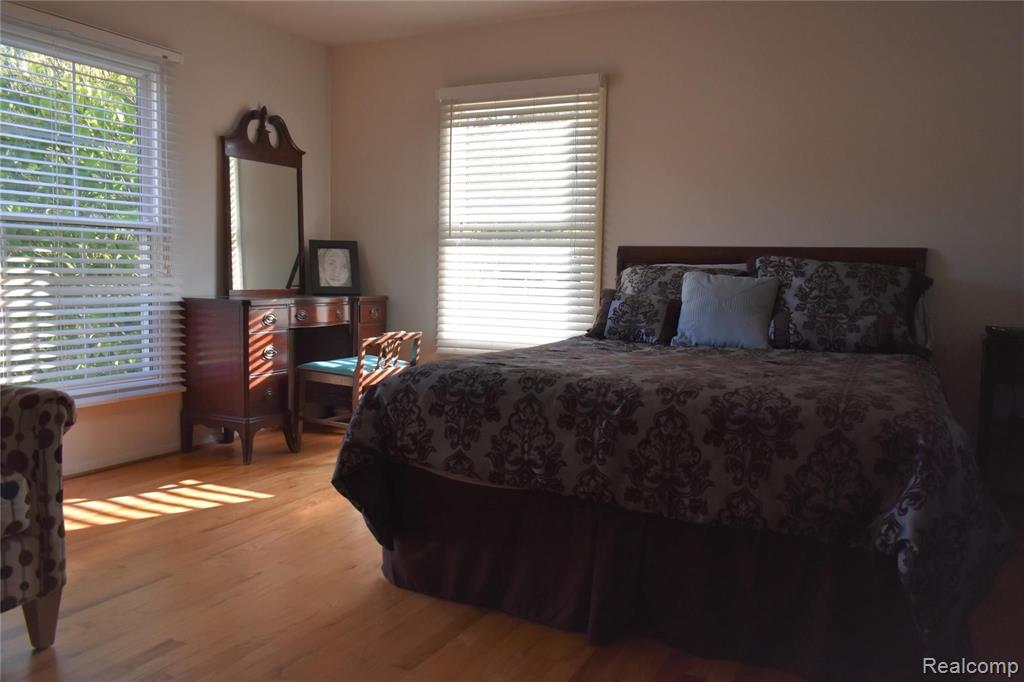 31161 Old Stage Road Beverly Hills, MI 48025 - Photo 29 of 32