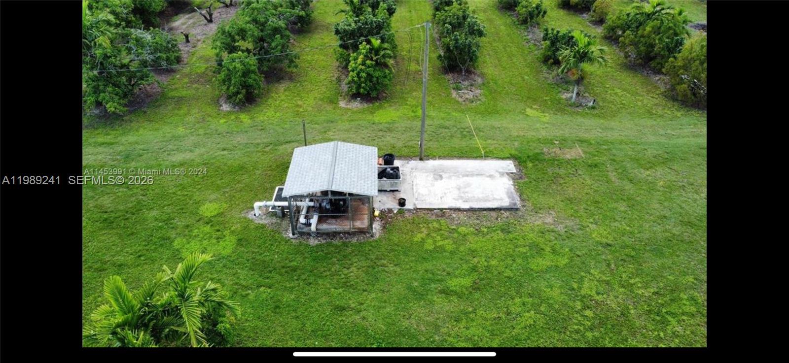 20401 Southwest 184th Street Miami, FL 33187 - Photo 4 of 14 Water pump with Perkins engine