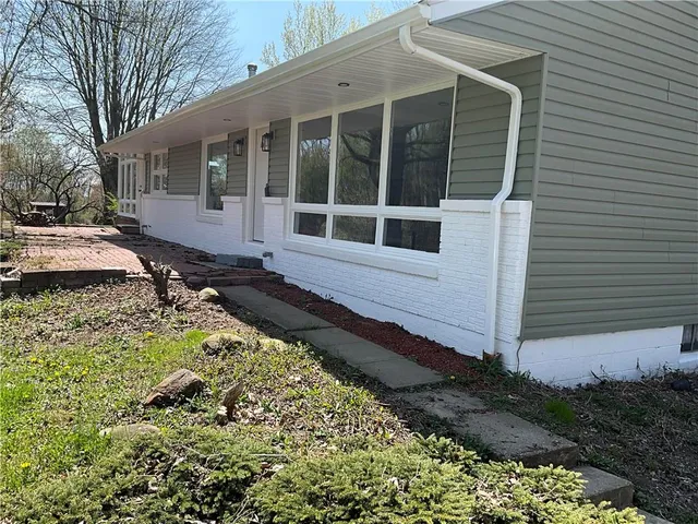 $339,000 | 2612 Graceland Road, New Castle, PA 16105