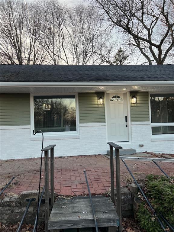 2612 Graceland Road New Castle, PA 16105 - Photo 2 of 26 Gallery Image 2