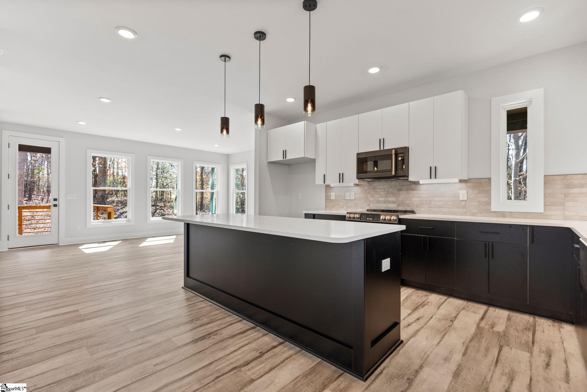 649 Canterbury Road Piedmont, SC 29673 - Photo 19 of 50