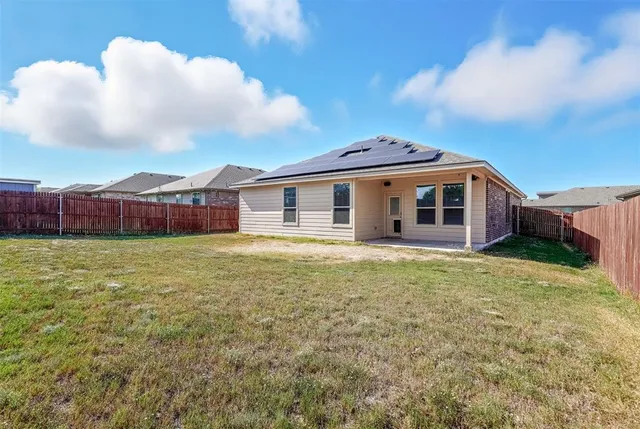 $2,095 | 1912 Union Lane, Cleburne, TX 76033