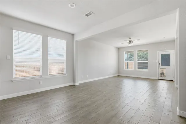 $2,095 | 1912 Union Lane, Cleburne, TX 76033