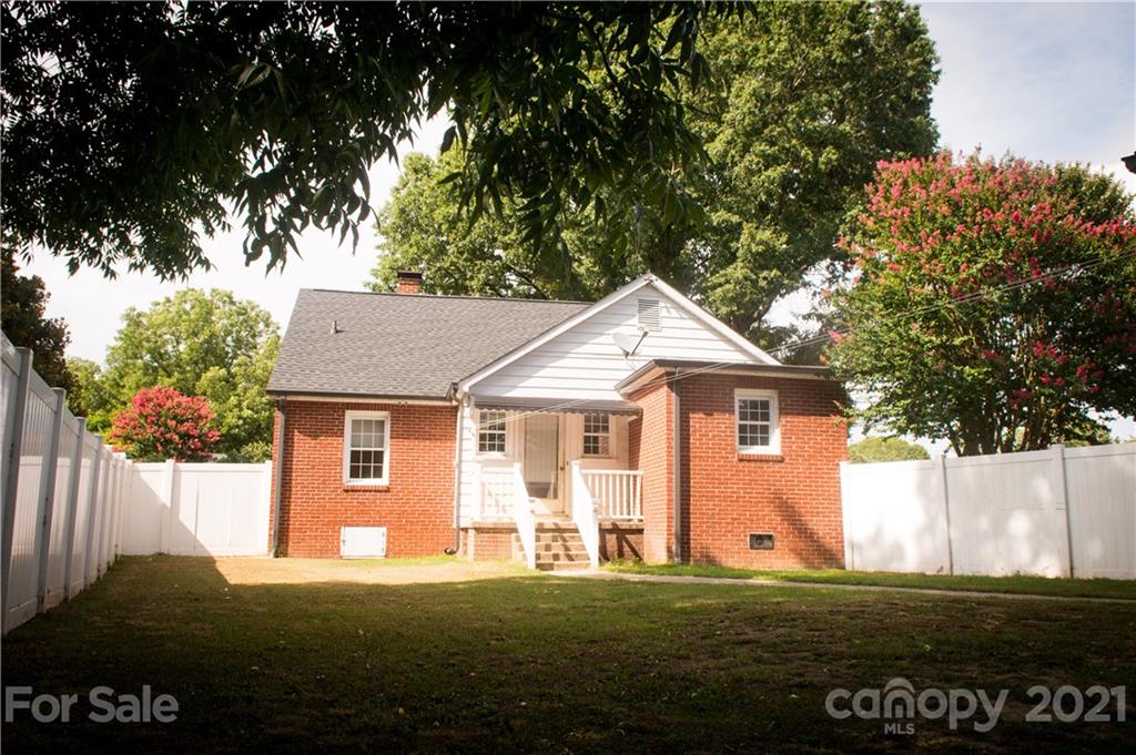 1004 Brantley Road Kannapolis, NC 28083 - Photo 9 of 38 Gallery Image 9
