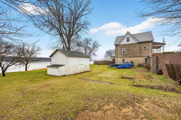 $269,900 | 210 Lake Montello Wi 53949, Montello, WI 53949