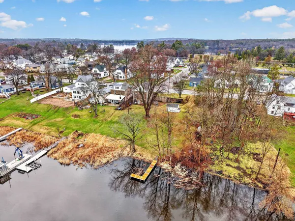$269,900 | 210 Lake Montello Wi 53949, Montello, WI 53949
