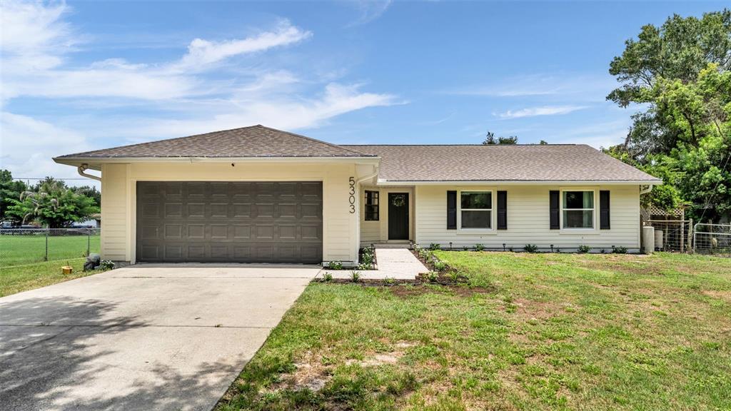 5303 Knights Station Road Lakeland, FL 33810 - Photo 1 of 48