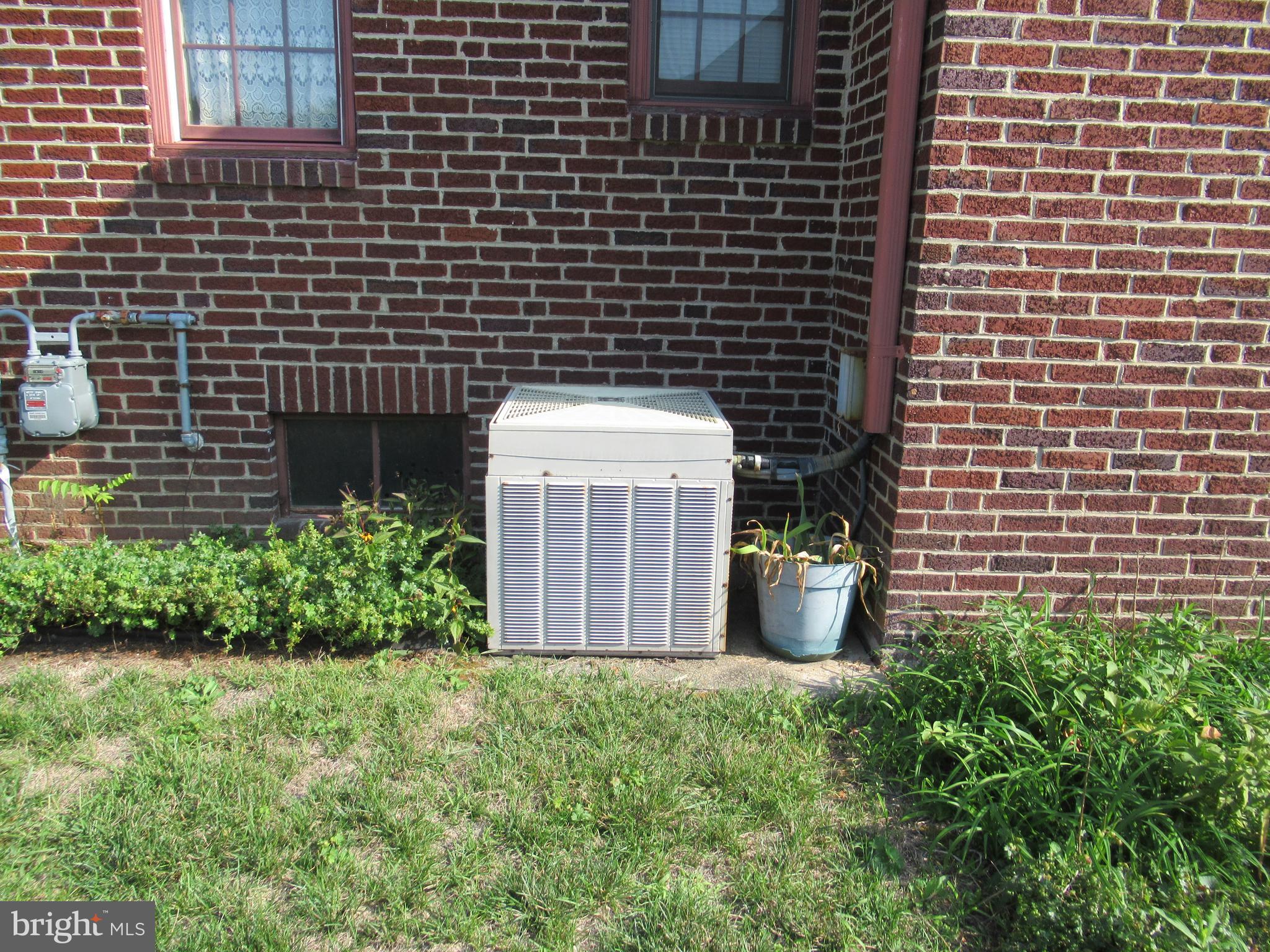 307 Chestnut Street Hammonton, NJ 08037 - Photo 6 of 23