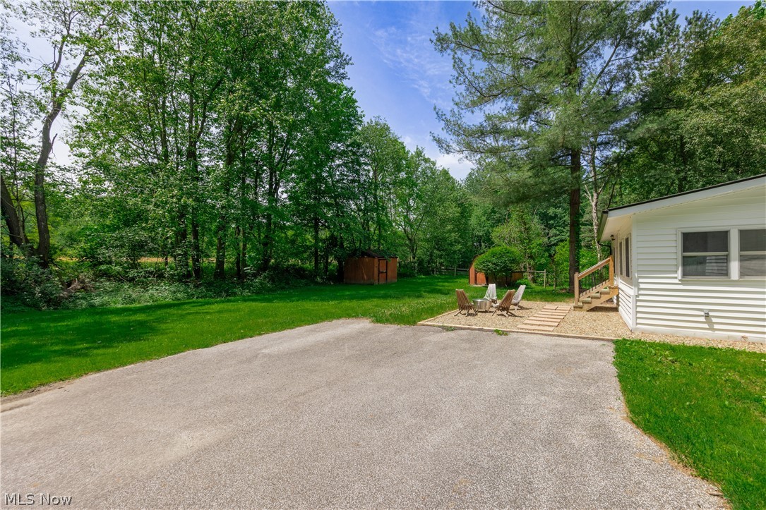 12133 Snow Road Burton, OH 44021 - Photo 31 of 46 Outdoor entertaining space with your own private oasis