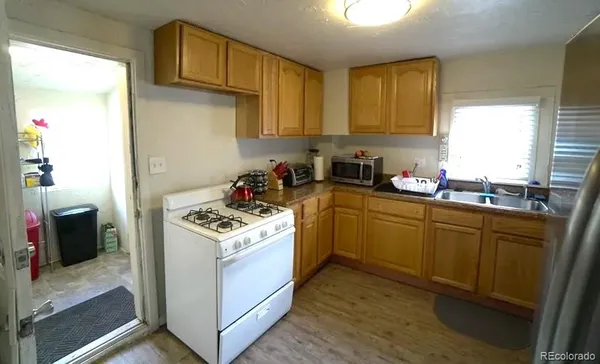 $1,350 | 519 South El Paso Street, Unit 1, Colorado Springs, CO 80903