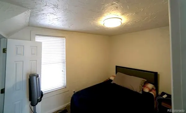 $1,350 | 519 South El Paso Street, Unit 1, Colorado Springs, CO 80903