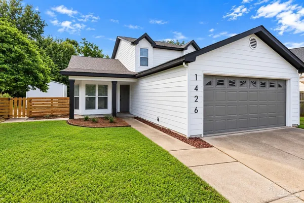 $409,900 | 1426 Sterling Point Drive, Gulf Breeze, FL 32563