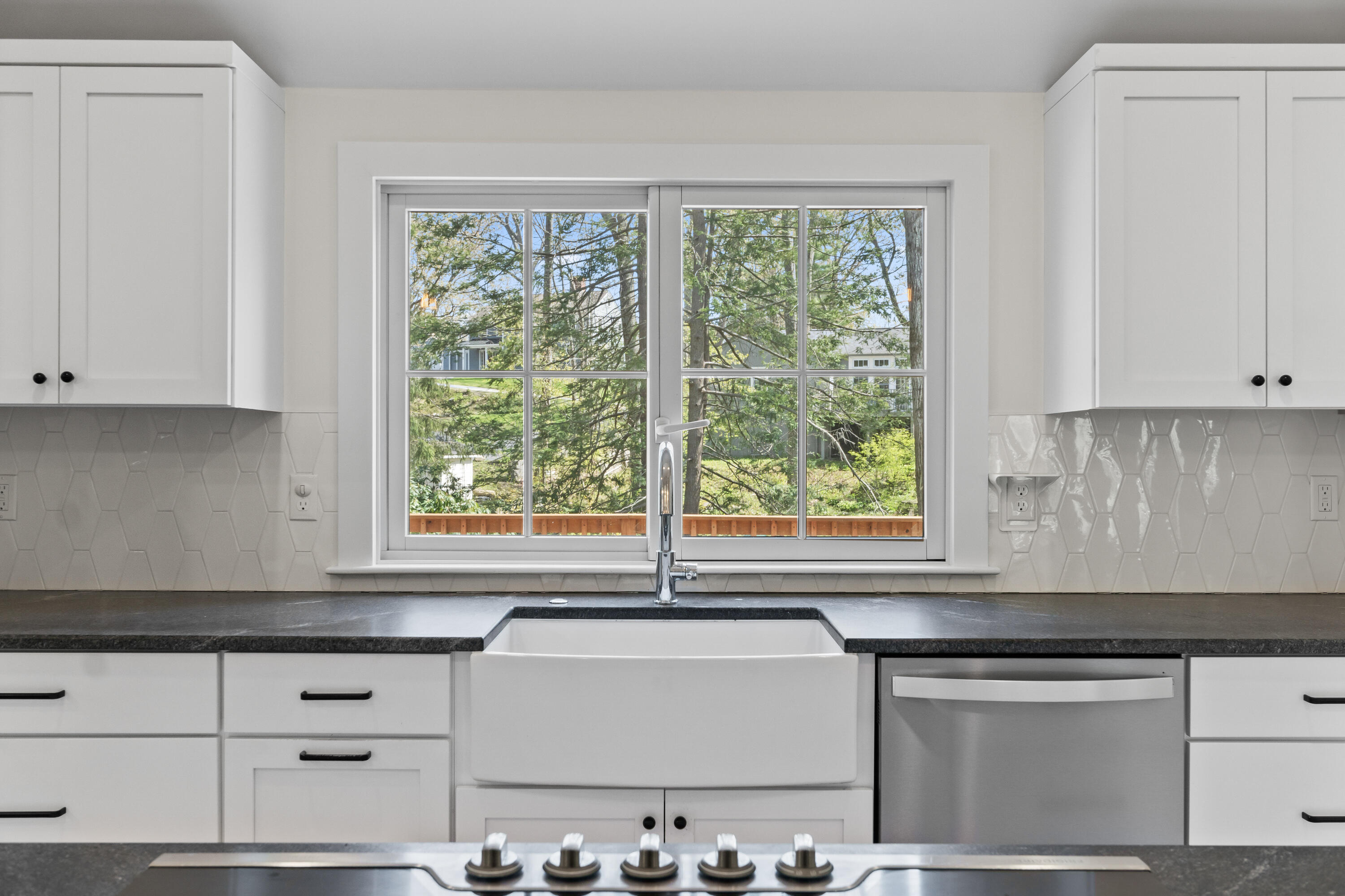 20 Robinhood Road Cape Elizabeth, ME 04107 - Photo 11 of 67 20 Robinhood Rd_123