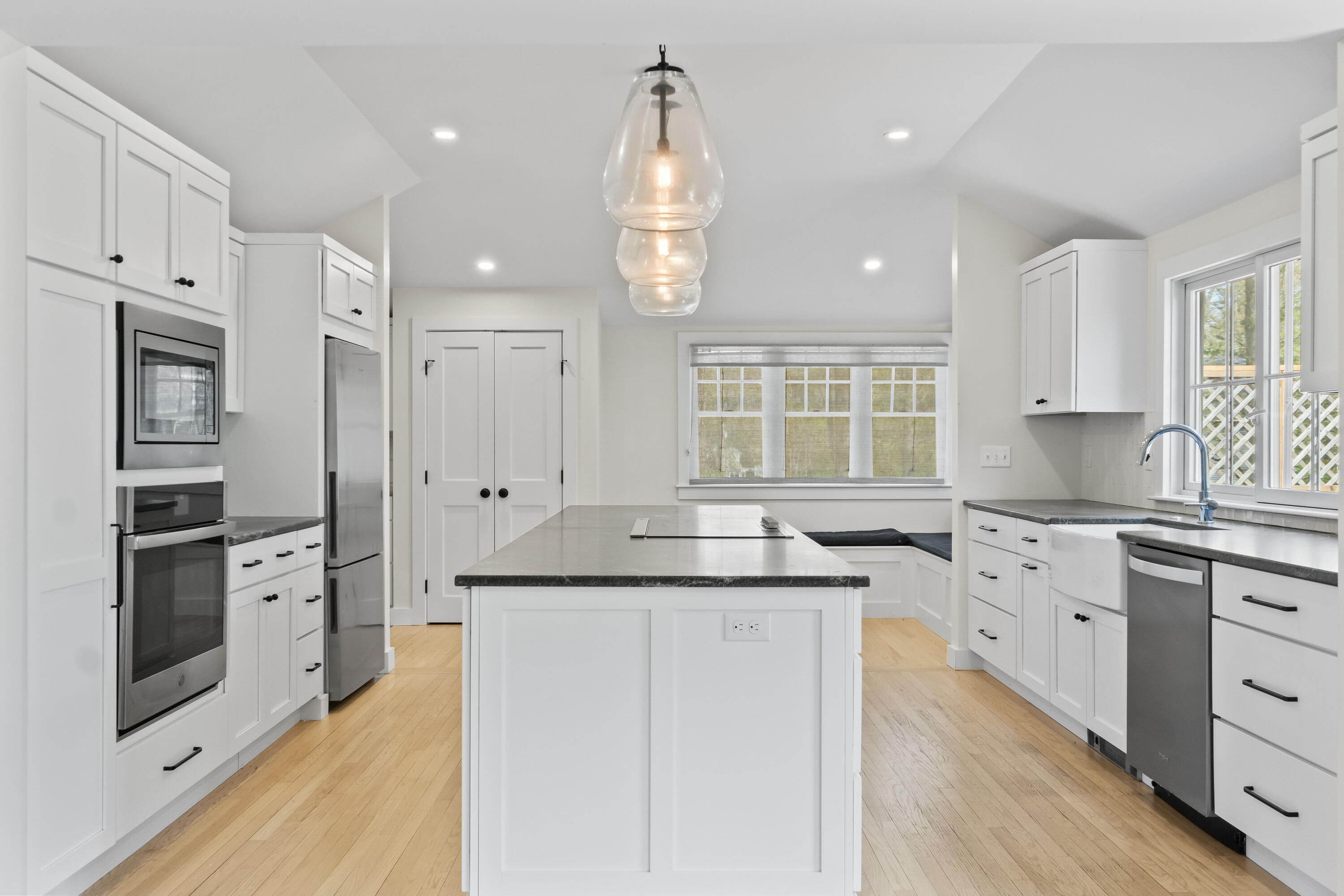 20 Robinhood Road Cape Elizabeth, ME 04107 - Photo 12 of 67 20 Robinhood Rd_119