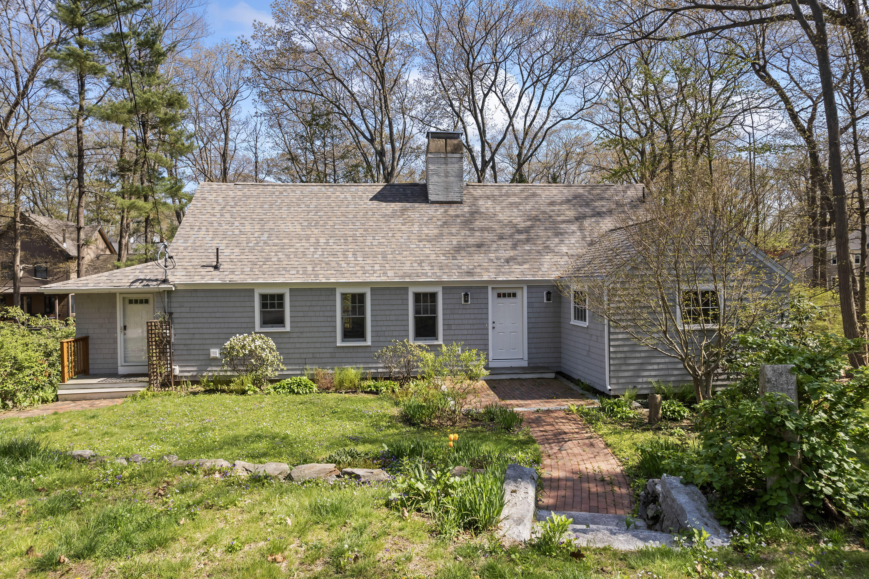 20 Robinhood Road Cape Elizabeth, ME 04107 - Photo 2 of 67 20 Robinhood Rd_102