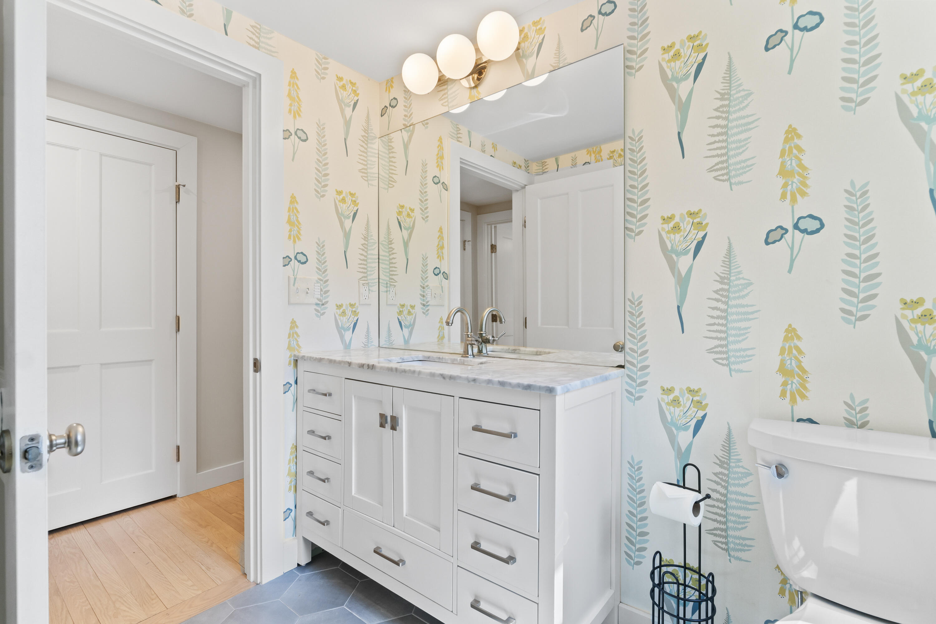 20 Robinhood Road Cape Elizabeth, ME 04107 - Photo 23 of 67 20 Robinhood Rd_138