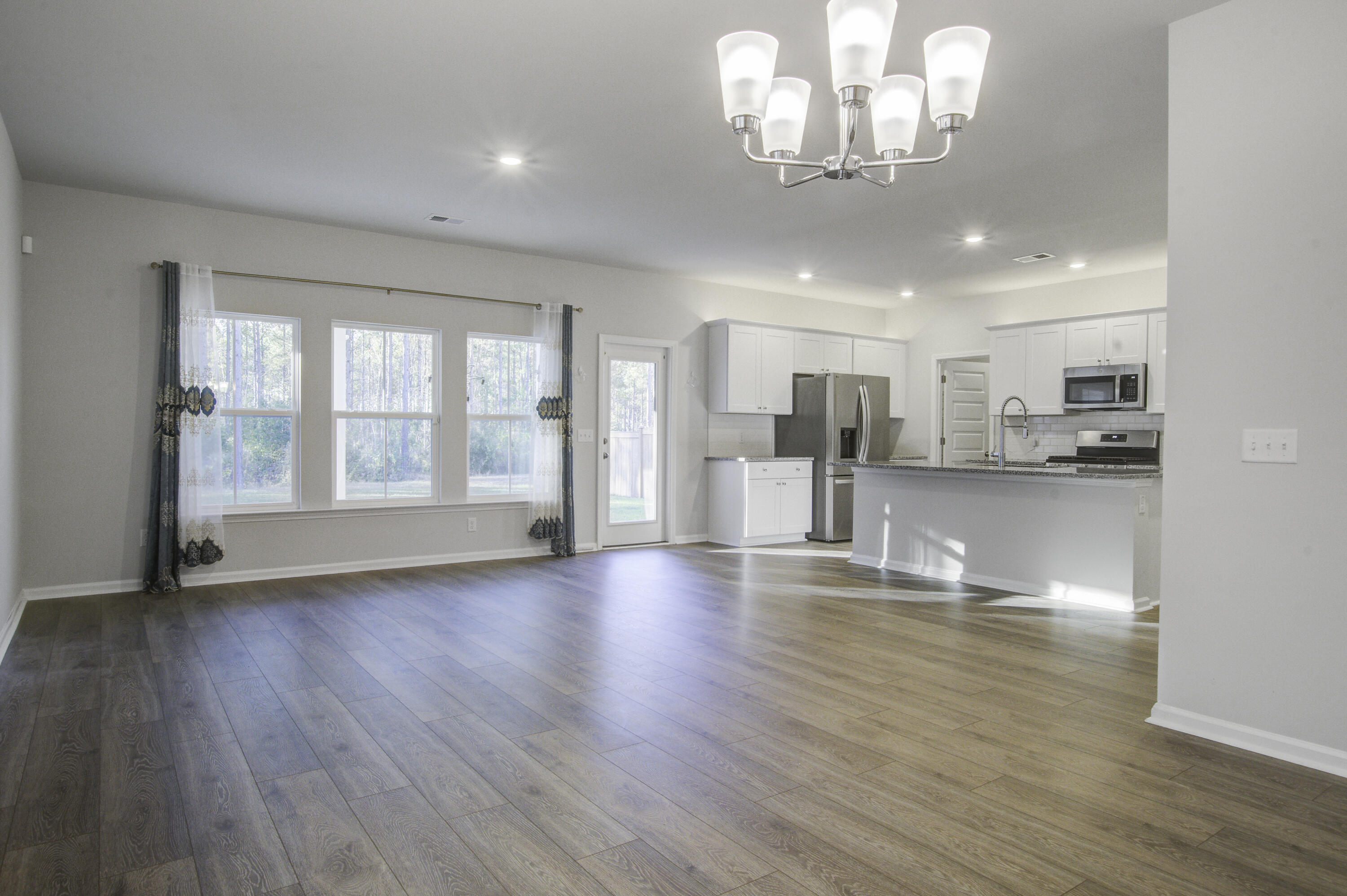 161 Paddle Boat Way Summerville, SC 29485 - Photo 4 of 27 161 (5)