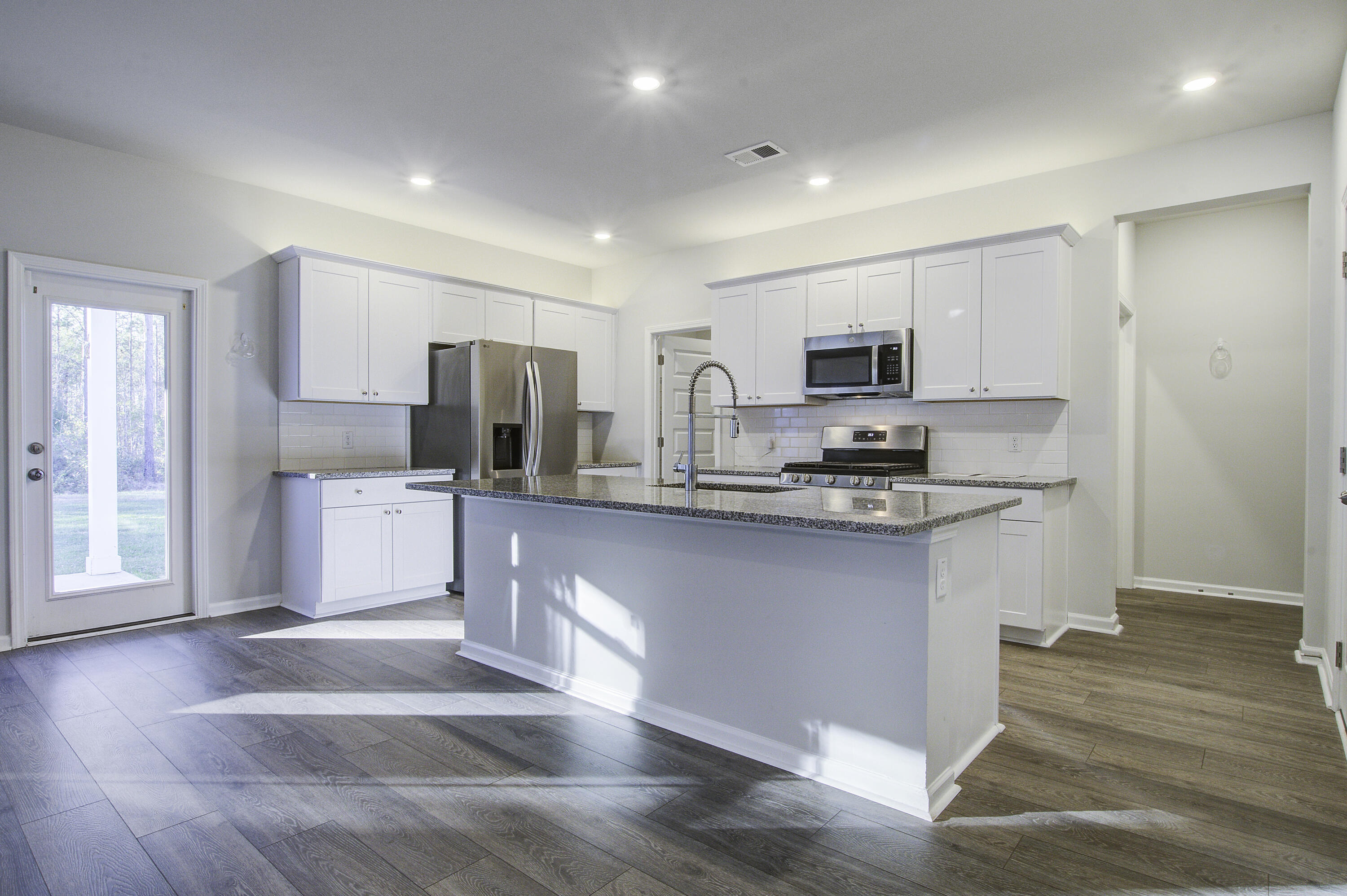 161 Paddle Boat Way Summerville, SC 29485 - Photo 6 of 27 161 (8)