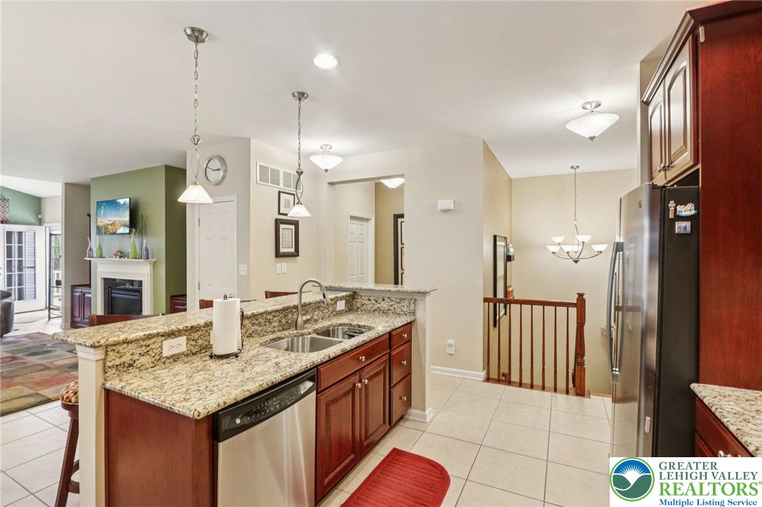 2113 Kingsview Road Lower Macungie Township, PA 18062 - Photo 27 of 62