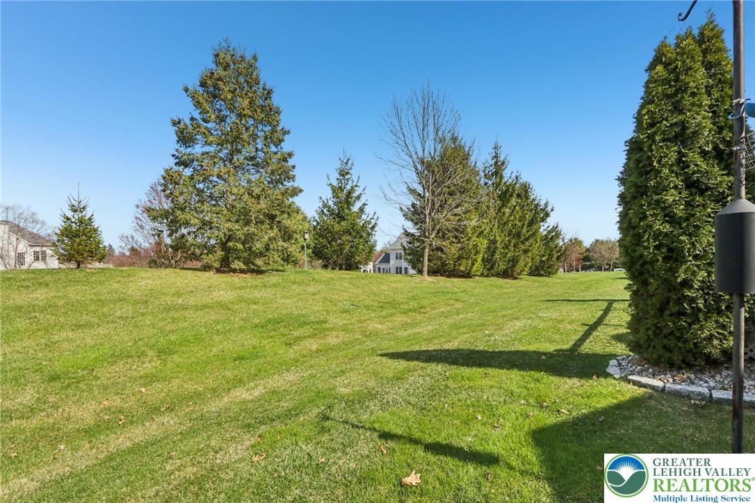 2113 Kingsview Road Lower Macungie Township, PA 18062 - Photo 43 of 62