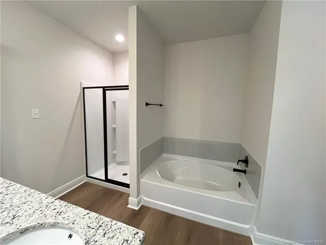 $254,975 | 222 White Castle North, Iowa, LA 70647