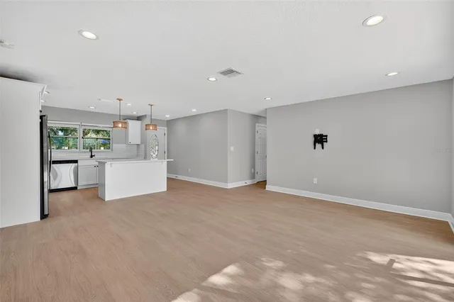 $2,750 | 8110 Macoma Drive Northeast, St. Petersburg, FL 33702