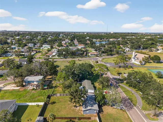 $2,750 | 8110 Macoma Drive Northeast, St. Petersburg, FL 33702