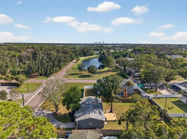 $2,750 | 8110 Macoma Drive Northeast, St. Petersburg, FL 33702