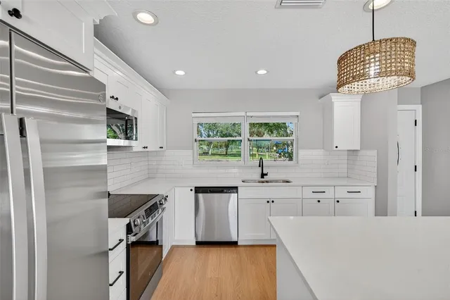 $2,750 | 8110 Macoma Drive Northeast, St. Petersburg, FL 33702