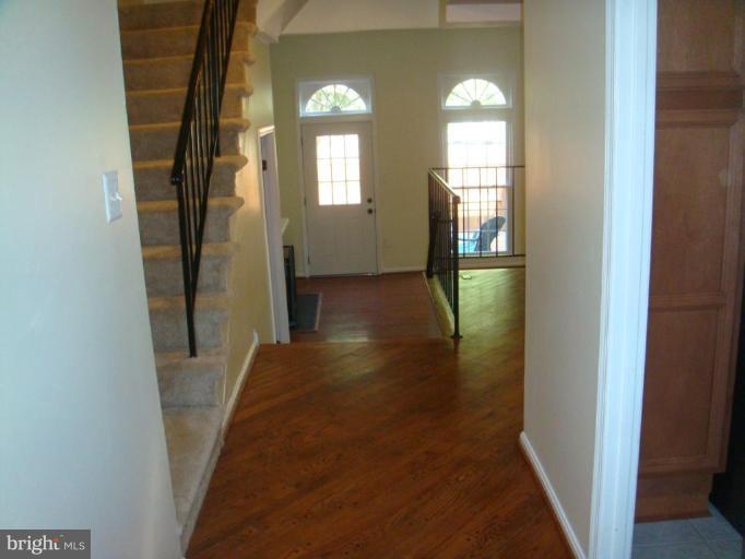 8029 Carbondale Way Springfield, VA 22153 - Photo 6 of 30 a view of gallery
