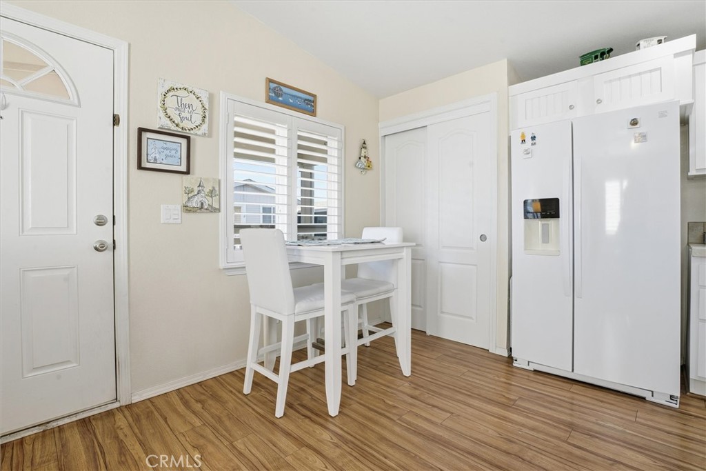 500 Atascadero Road Morro Bay, CA 93442 - Photo 12 of 27 a view of a livingroom with furniture and wooden floor
