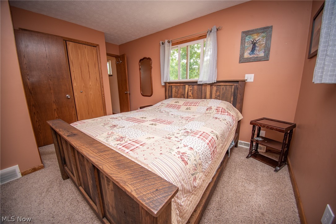 6992 Branch Road Medina, OH 44256 - Photo 14 of 35 Gallery Image 14
