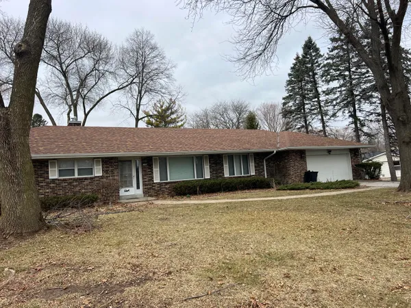 $399,900 | 3385 Bradee Road, Brookfield, WI 53005