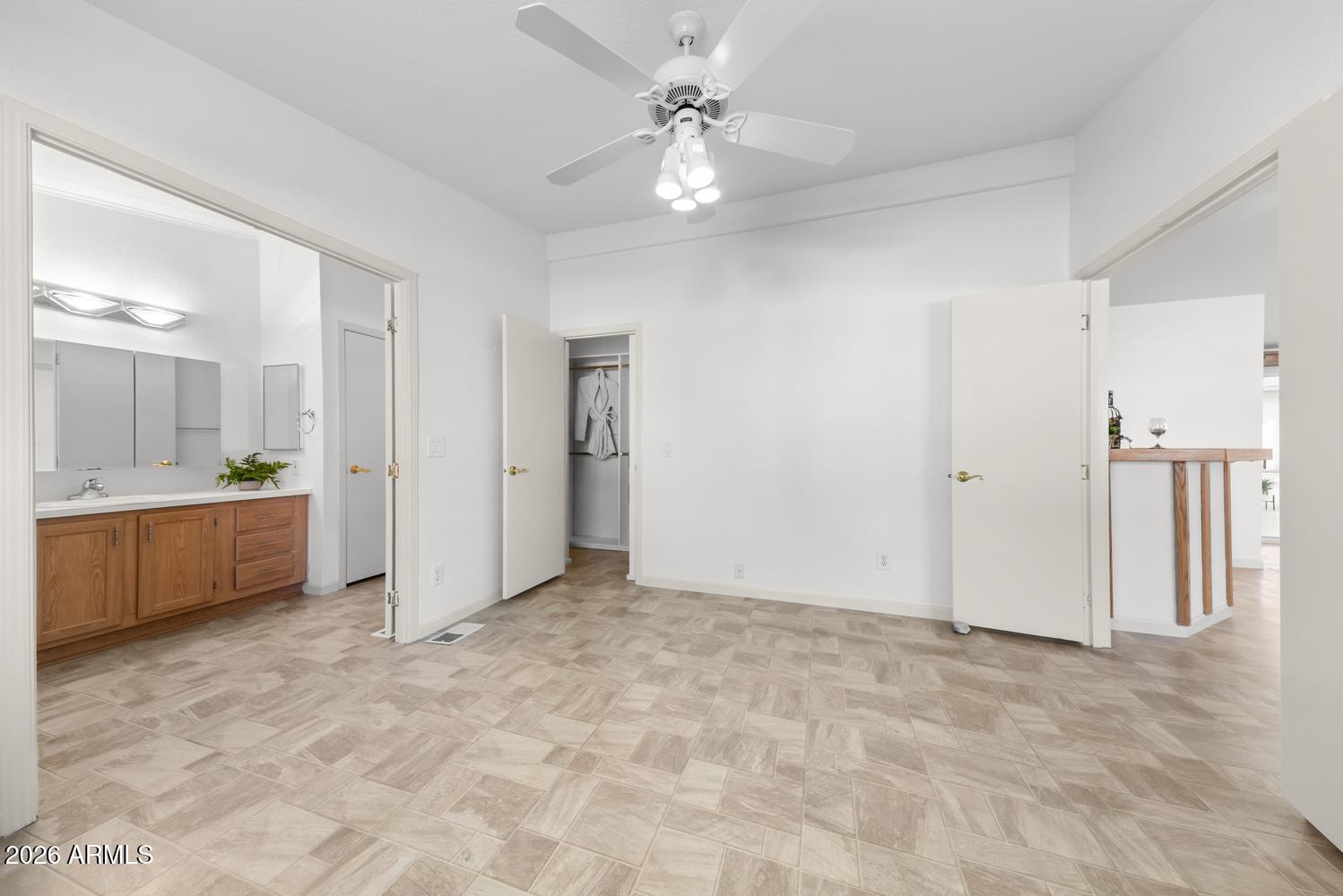 17200 West Bell Road, Unit 2251 Surprise, AZ 85374 - Photo 19 of 42 001-008-BV3A1290-1498x1000