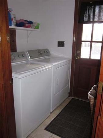 8 Carriage Hill Road Andover, MA 01810 - Photo 11 of 25 Gallery Image 11