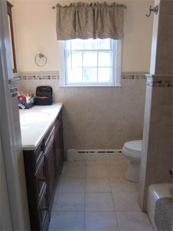 8 Carriage Hill Road Andover, MA 01810 - Photo 14 of 25 Gallery Image 14