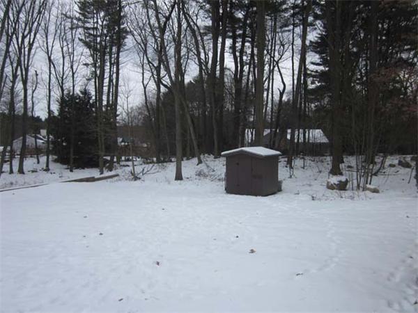8 Carriage Hill Road Andover, MA 01810 - Photo 22 of 25 Gallery Image 22